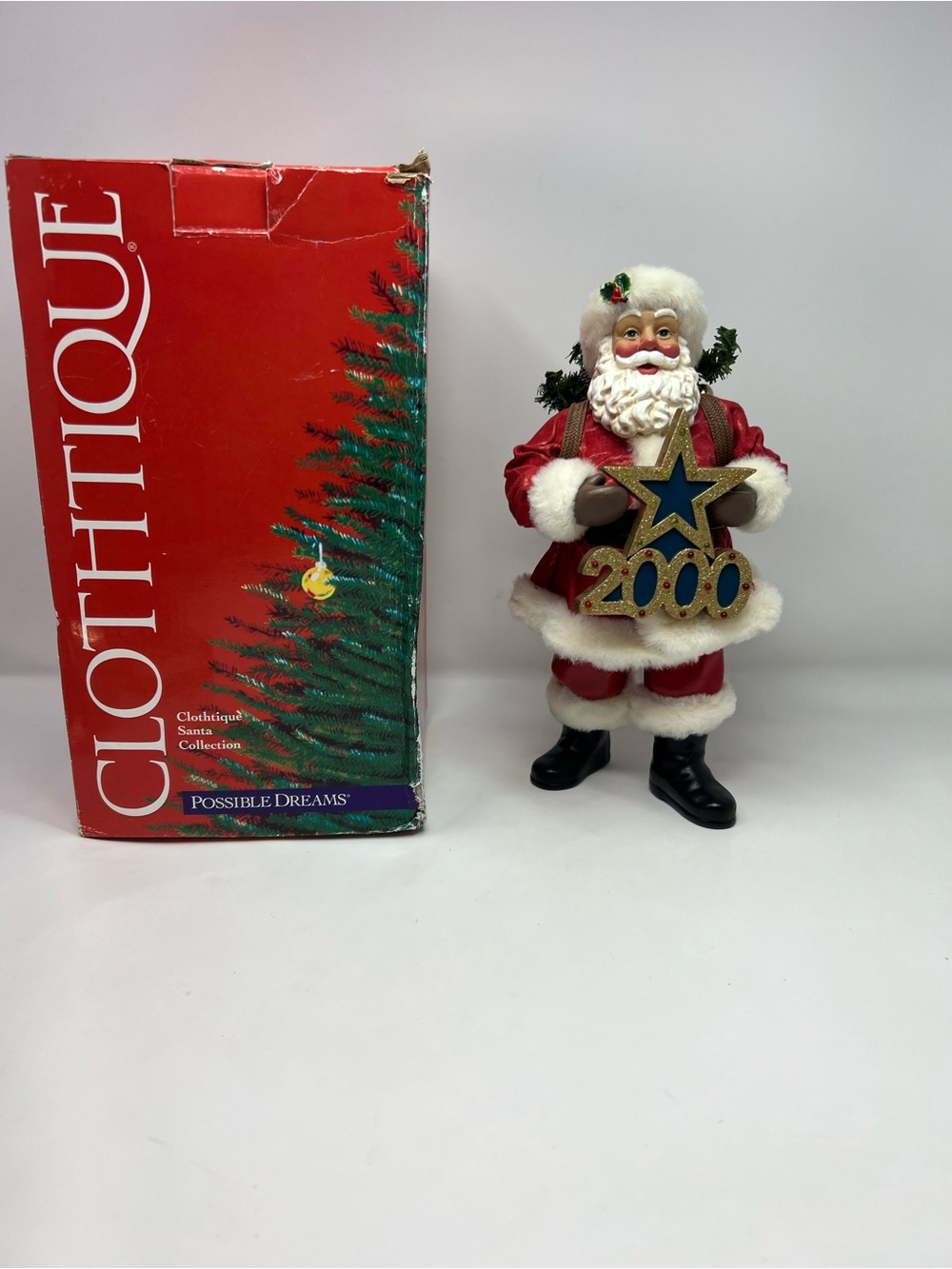 2000 CLOTHTIQUE POSSIBLE DREAMS SANTA "GREETING THE MILLENNIUM" Lights Music
